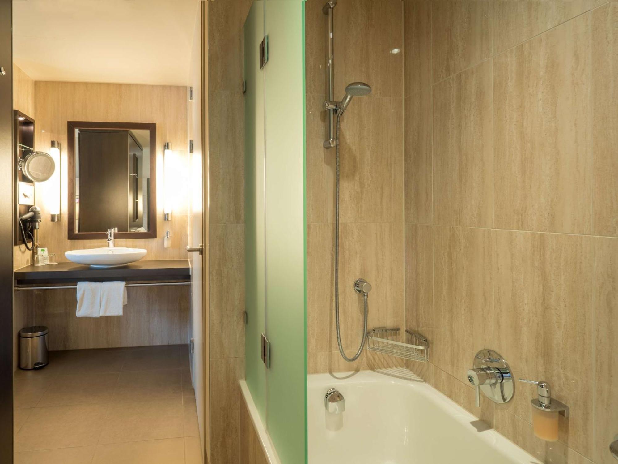 Hotel Lindner Am Belvedere 4*